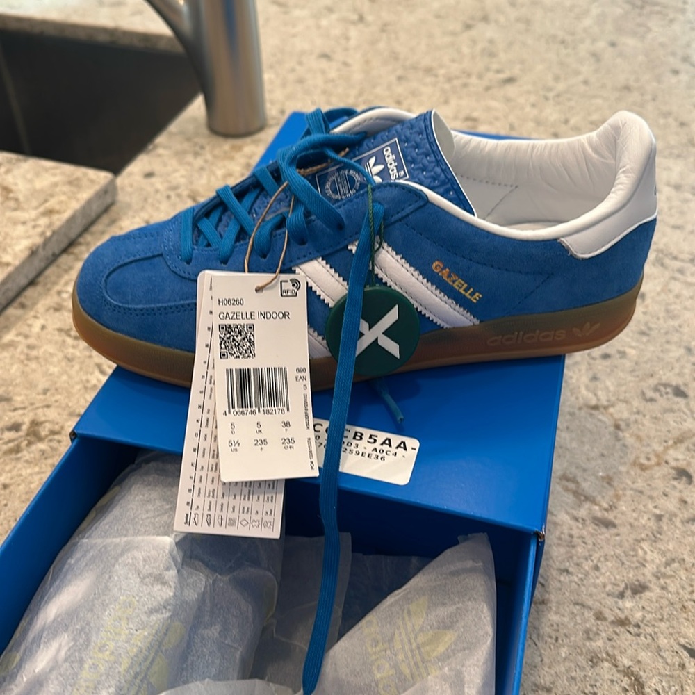 Adidas Gazelle Indoor Blue Bird Gum